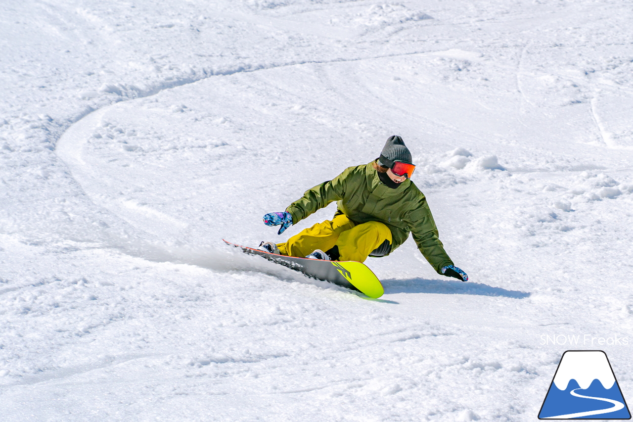 Hanako Takamatsu × SNOW Freaks SNOWBOARD PHOTOGRAPHY SESSION in Rusutsu Resort